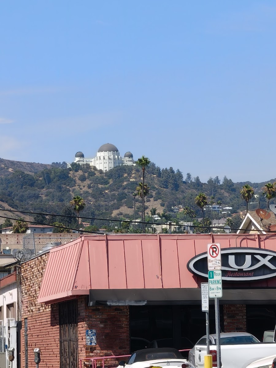 Banner Lux Restaurant La 02